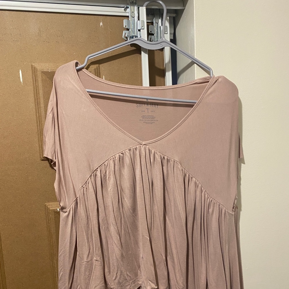 American Eagle top